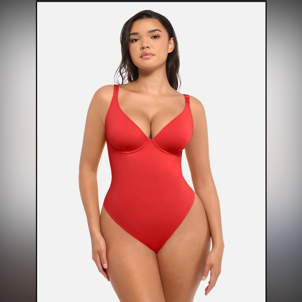 Elegant Scarlet Women's One-Piece Swimsuit